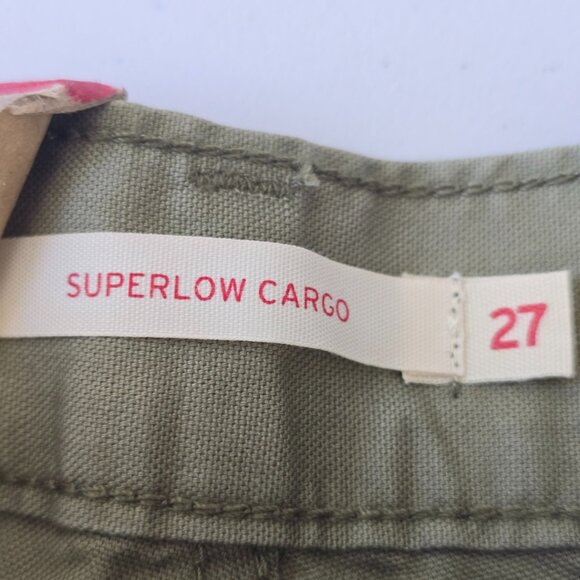 Levi's Superlow Loose Cargo Pants 27 Green NWT - Picture 3 of 8